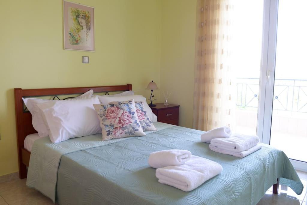 Simos' Sea View House Villa Nikopolis Eksteriør billede